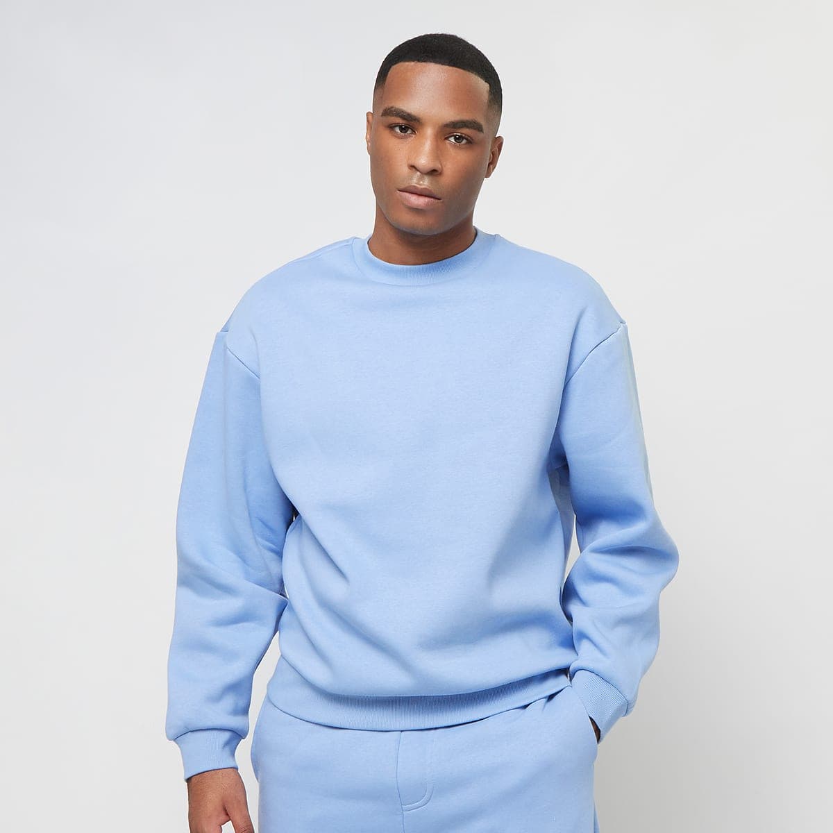 Fluffy Crewneck 