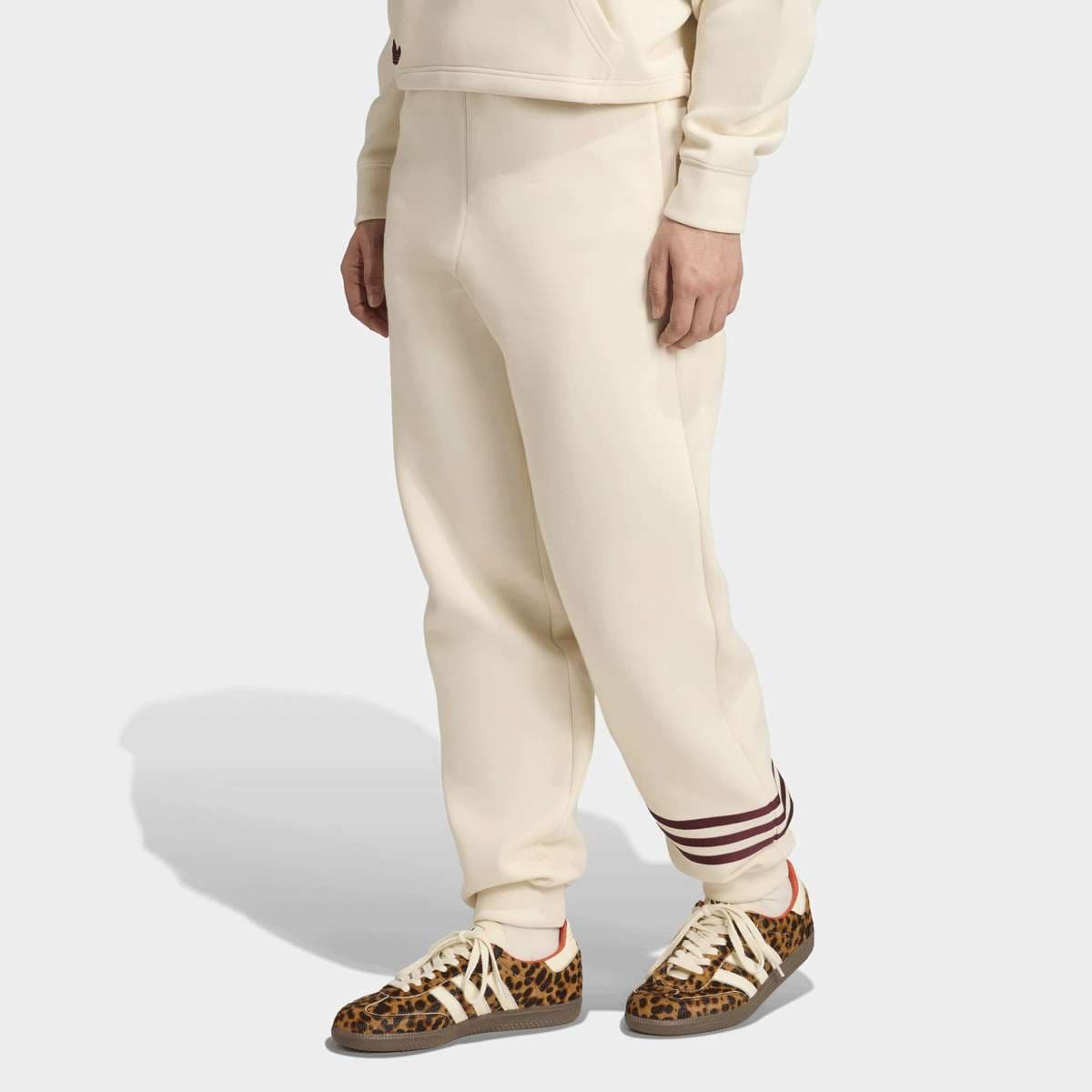 Neuclassics Sweatpant