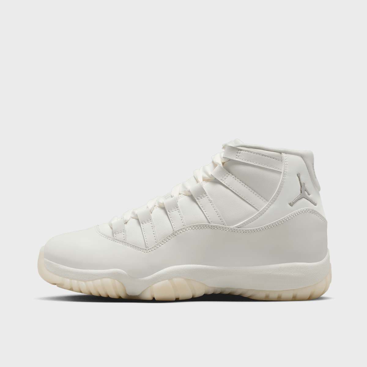 WMNS Air Jordan 11 Grand Finale