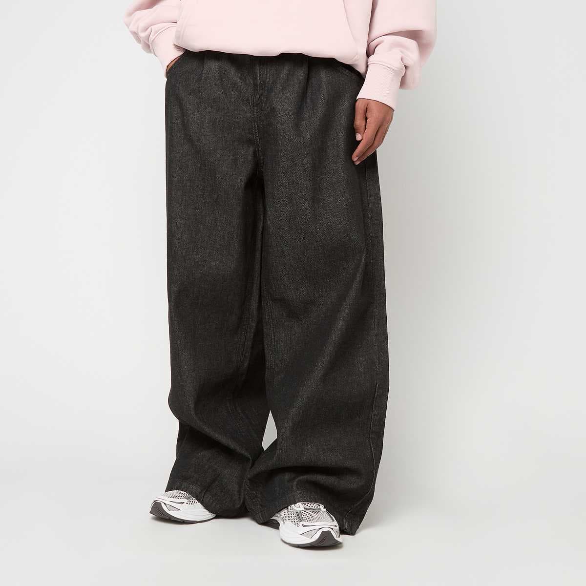 Pleated Jeans With Long Pocket 