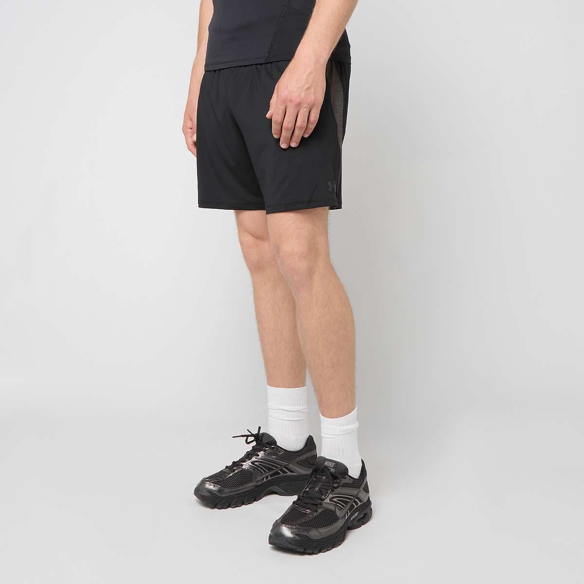 Tech Vent 7in Shorts