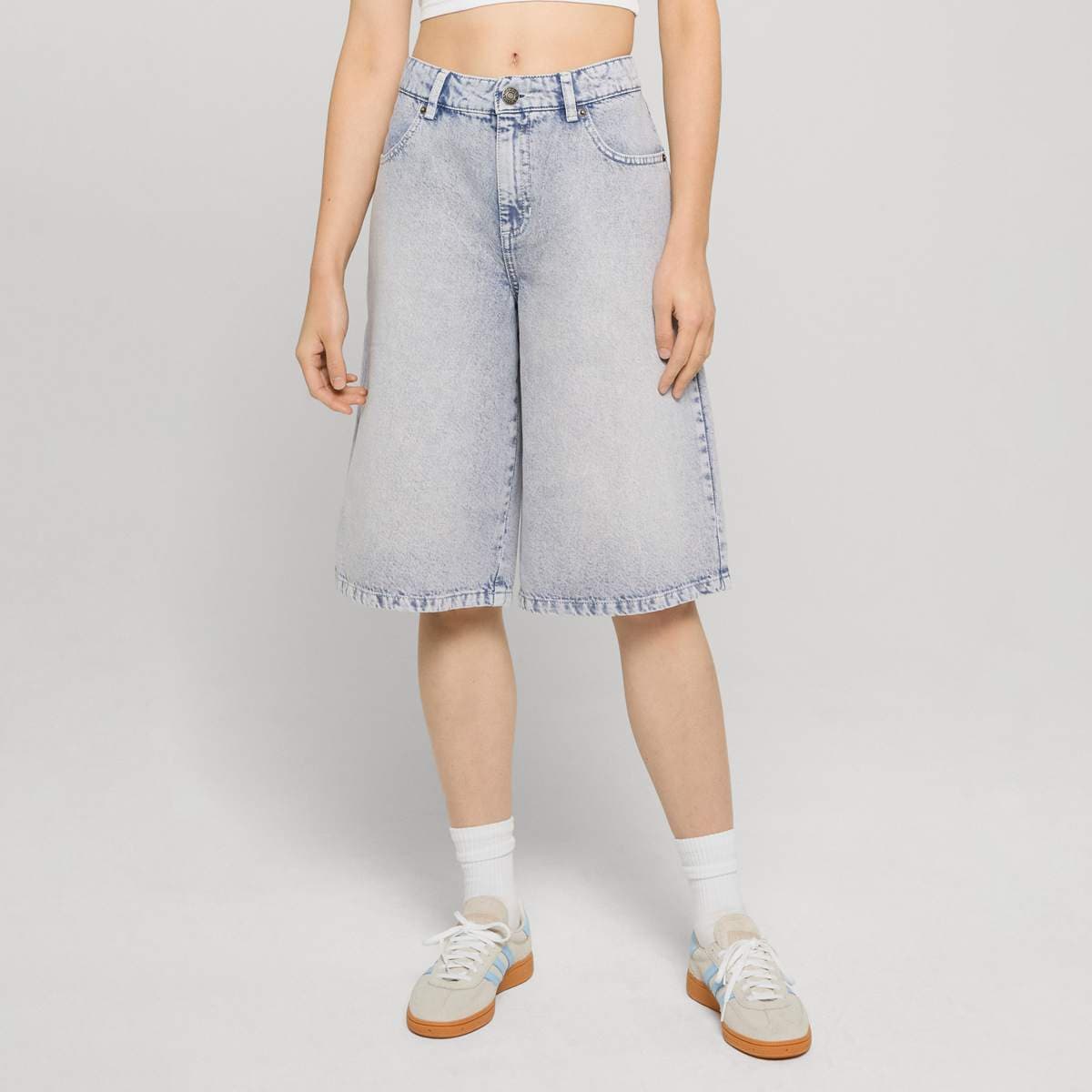 Ladies Denim Bermuda