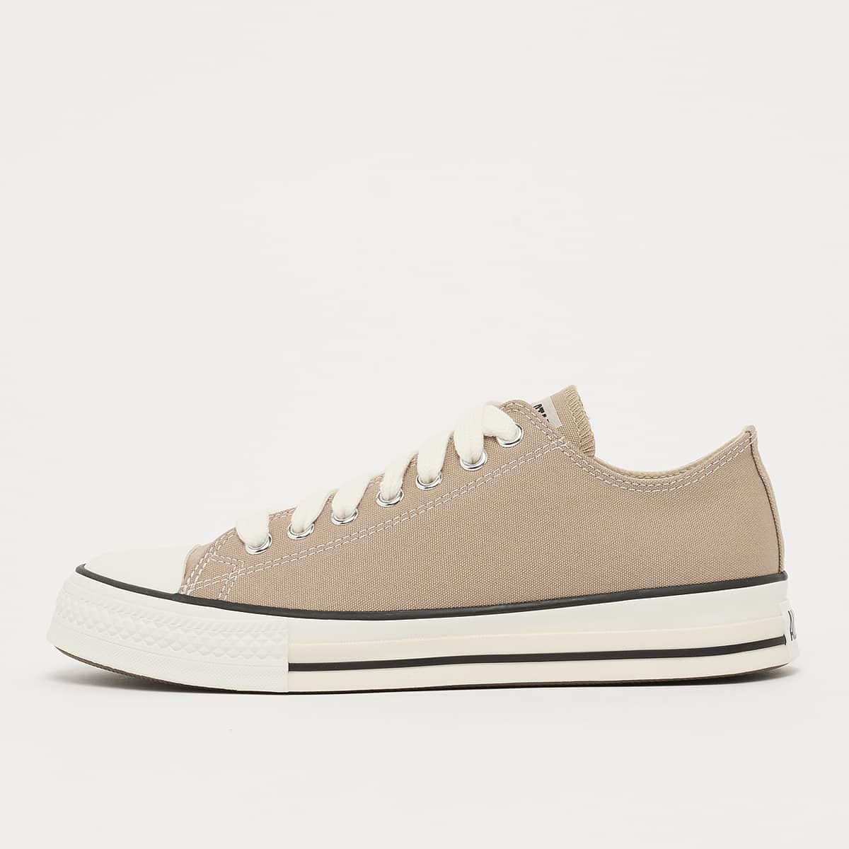 Chuck Taylor Throwback