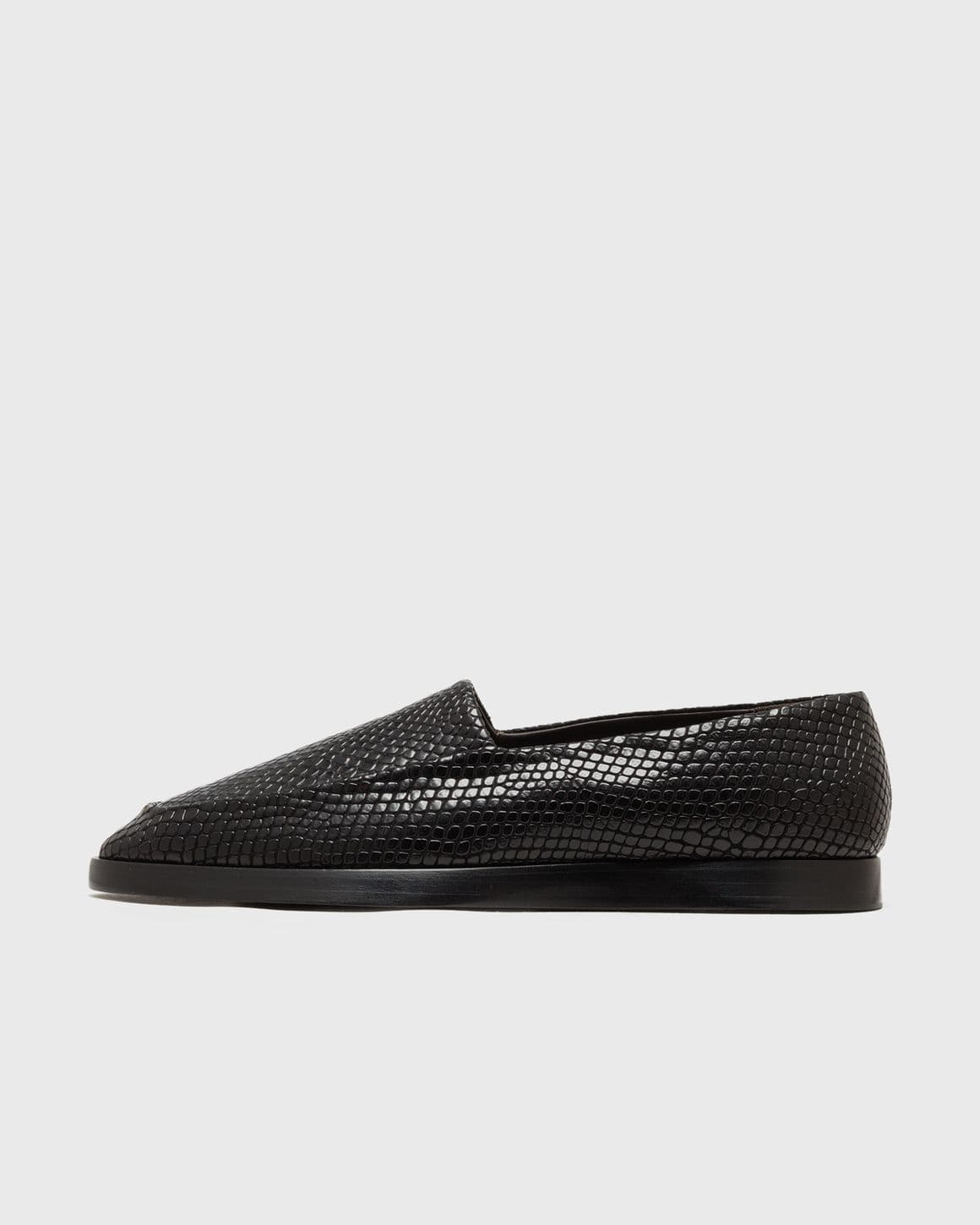 LOAFER