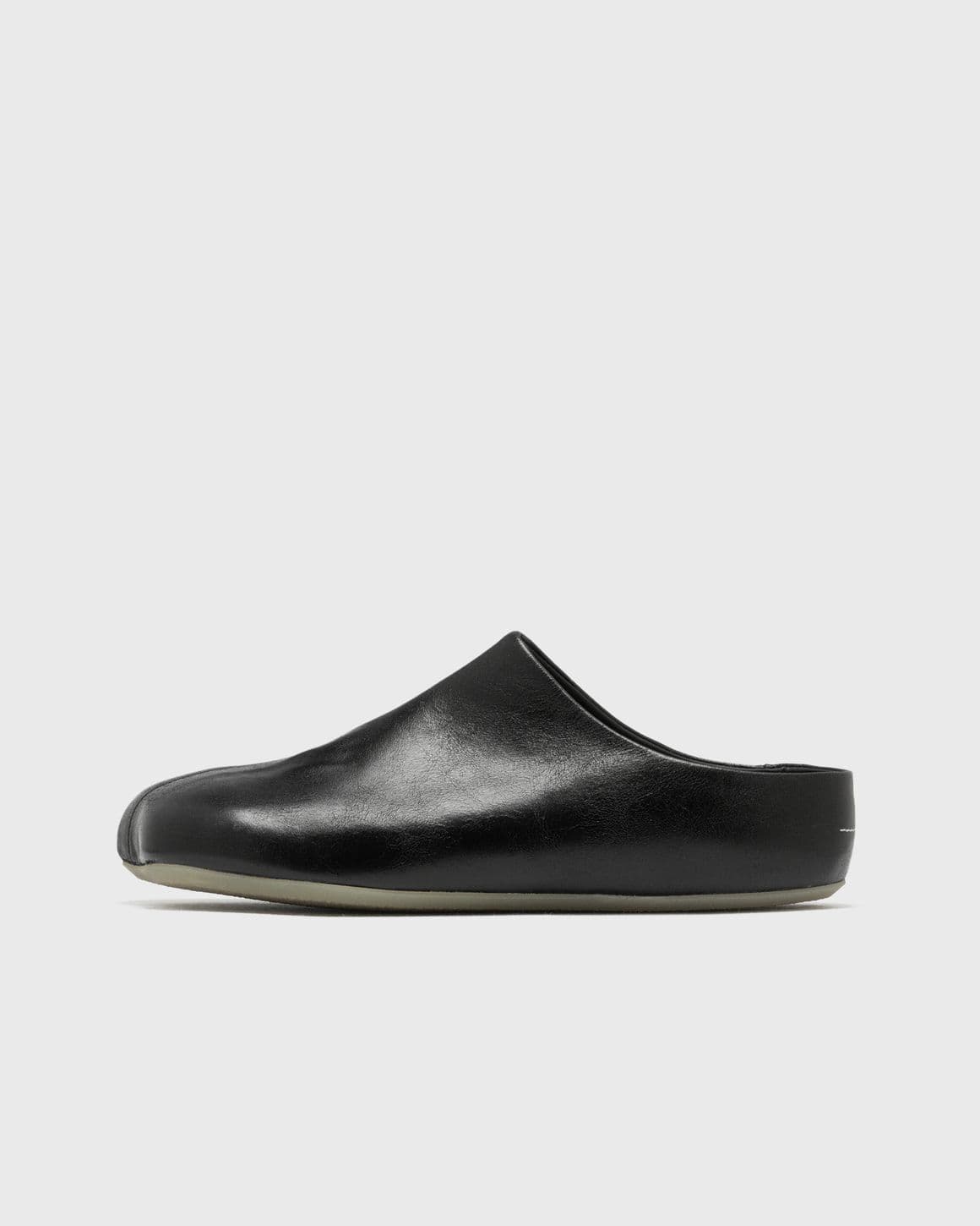 SLIPPER