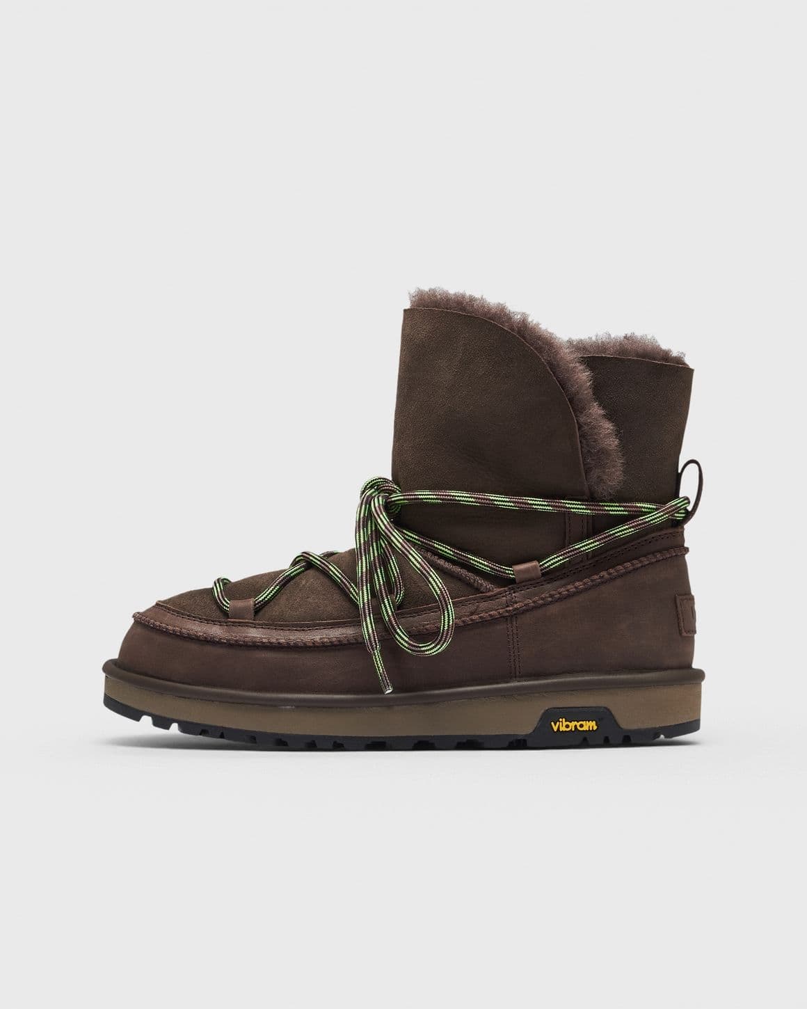 WMNS CLASSIC TREAD BOOT